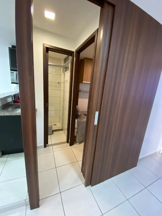 Apartamento Beira Mar 14º Andar Com 2 Quartos Fortaleza 0*,  Brazília